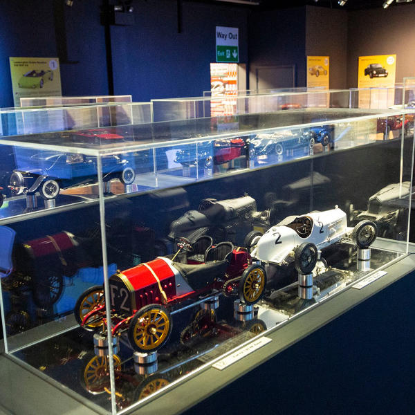 Scaletech Maquette Atelier | Schaalmodel zelfbouw en maatwerk (Pocher)